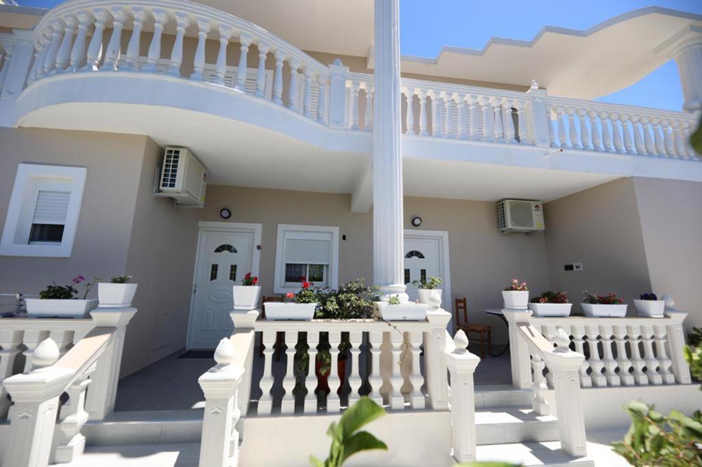 Guest House Narta Vlorë Eksteriør billede