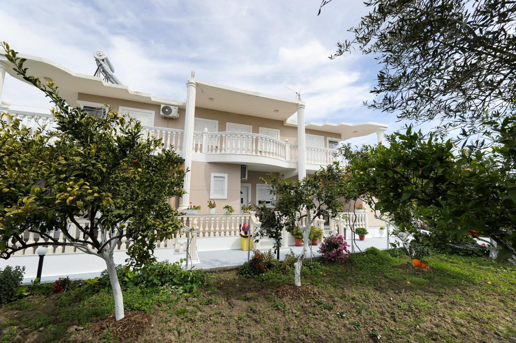 Guest House Narta Vlorë Eksteriør billede